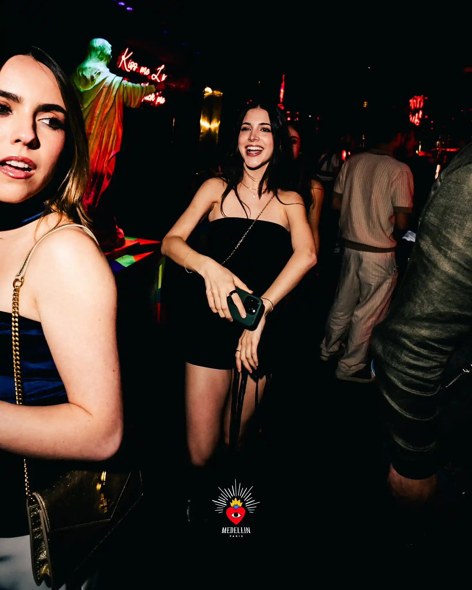 Medellin Paris discothèque club bar Medellin Paris discothèque club bar