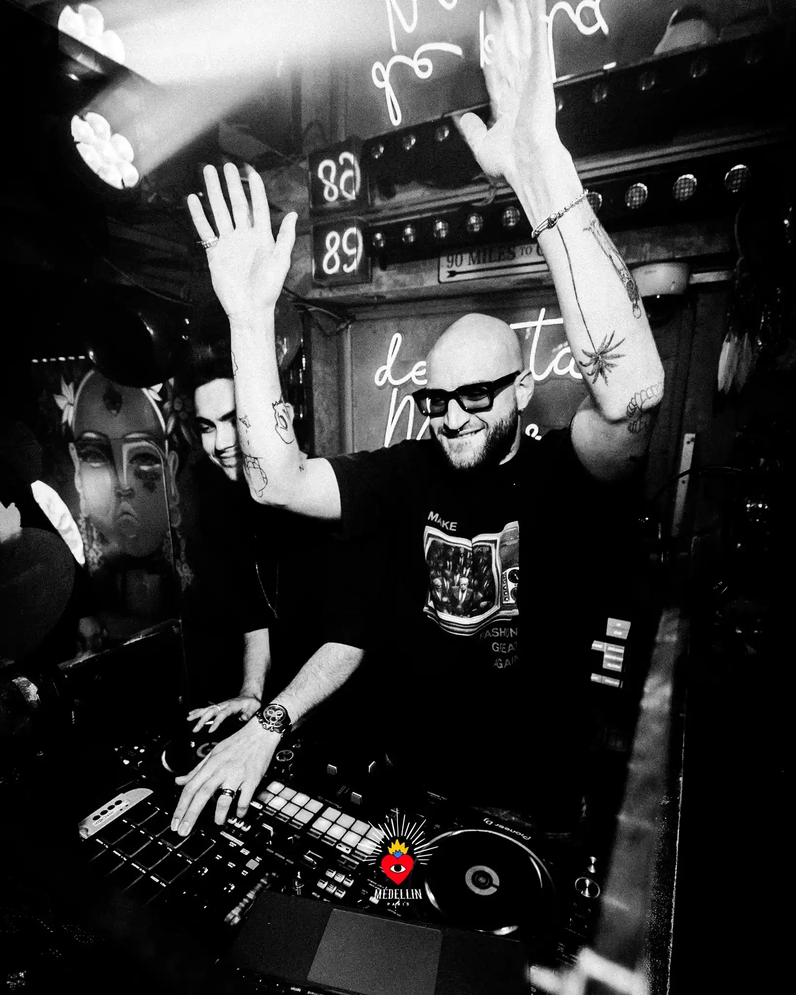 Medellin Paris discothèque club bar Medellin Paris discothèque club bar