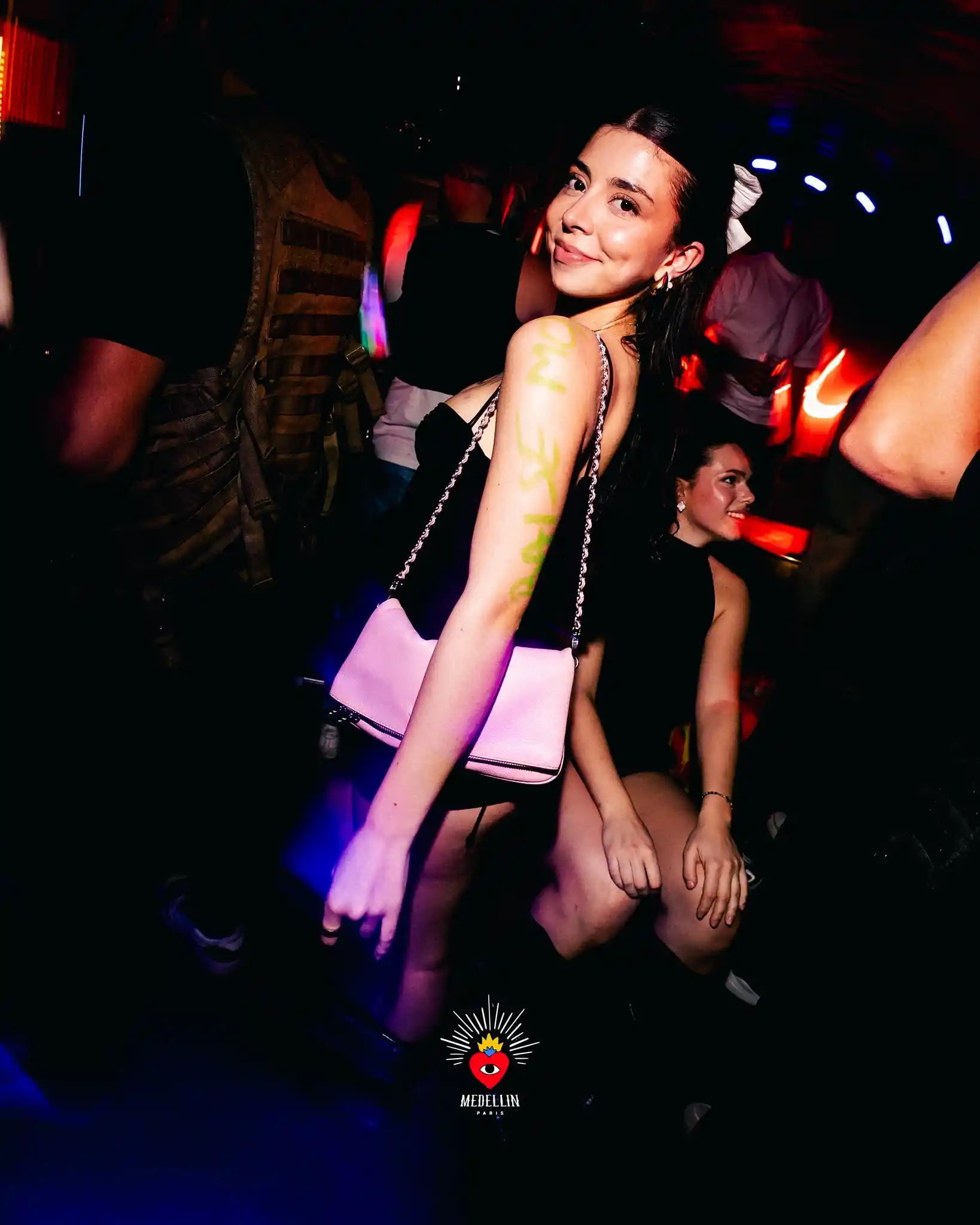 Medellin Paris discothèque club bar Medellin Paris discothèque club bar