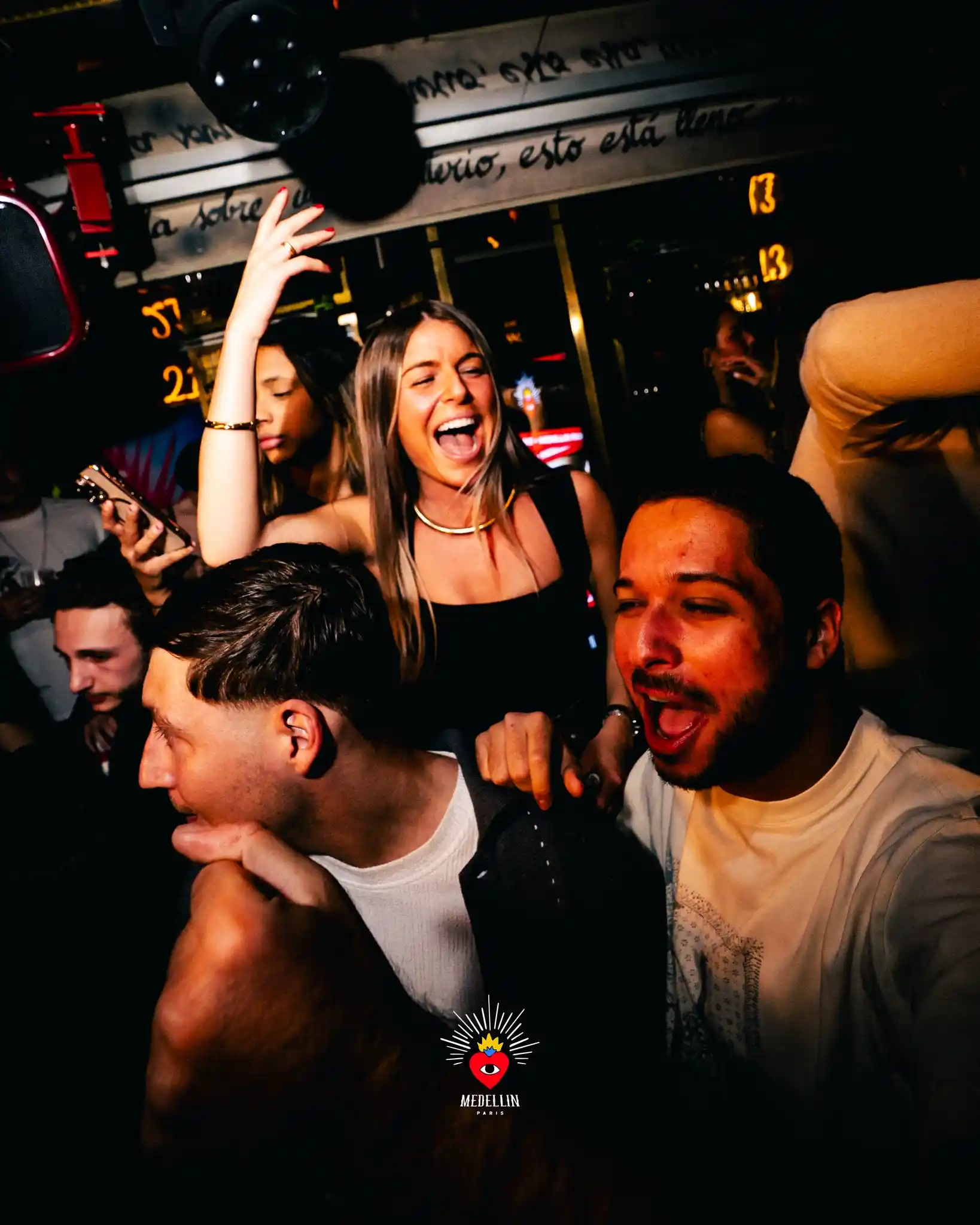 Medellin Paris discothèque club bar Medellin Paris discothèque club bar