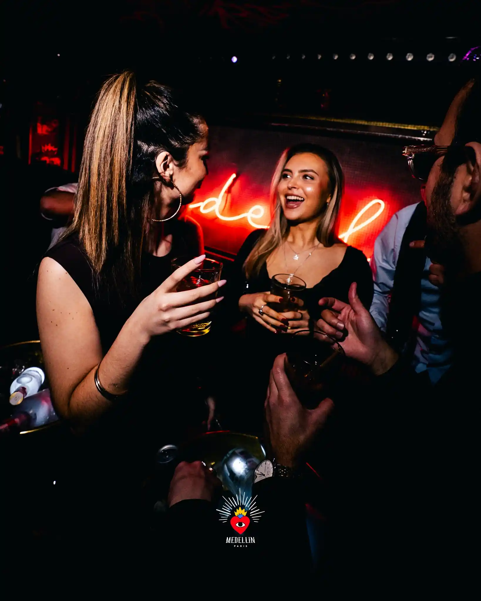 Medellin Paris discothèque club bar Medellin Paris discothèque club bar